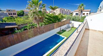 Impecable adosado en alquiler con piscina en Ses Salines