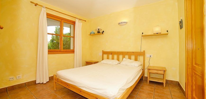 Impecable planta baja en venta junto a la playa de Es Trenc