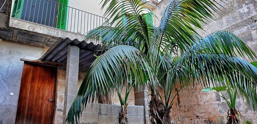 Townhouse for sale in the lovely town of Artá