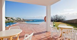 Amazing waterfront villa for sale in Cala D’Or