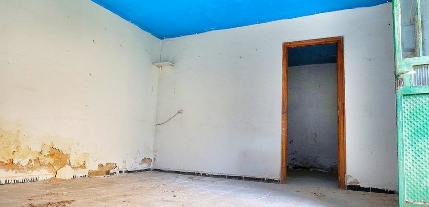 Casa de pueblo con amplio jardín en venta en Ses Salines