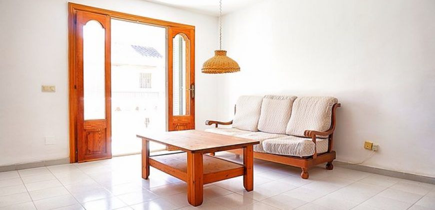 Piso con unas preciosas vistas al mar a un paso del puerto de la Colonia de Sant Jordi