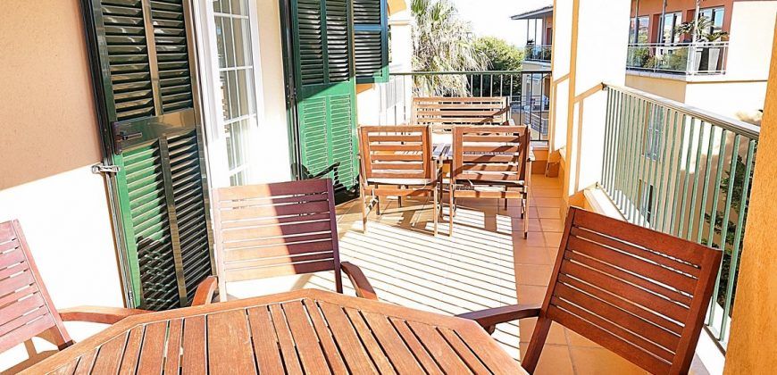 Bonito piso en venta en Cala Pí con terraza y zona ajardinada