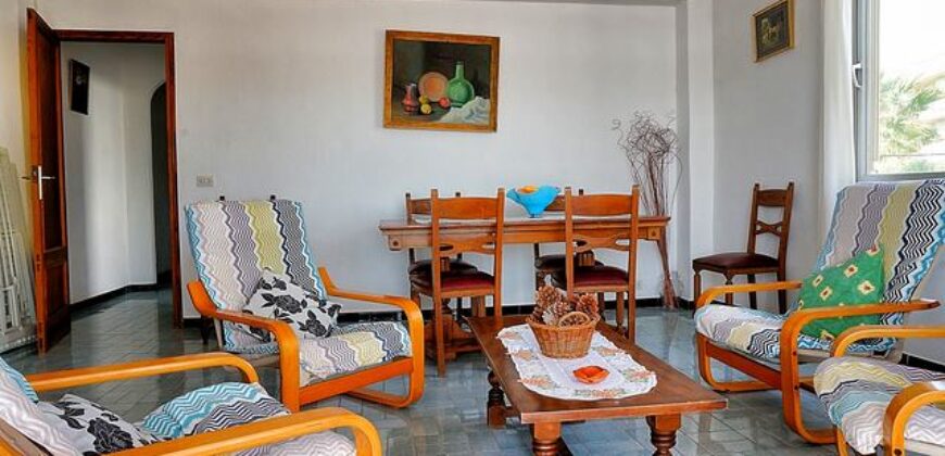 Piso en alquiler con terraza y vistas a 300 m de la playa en la Colonia de Sant Jordi