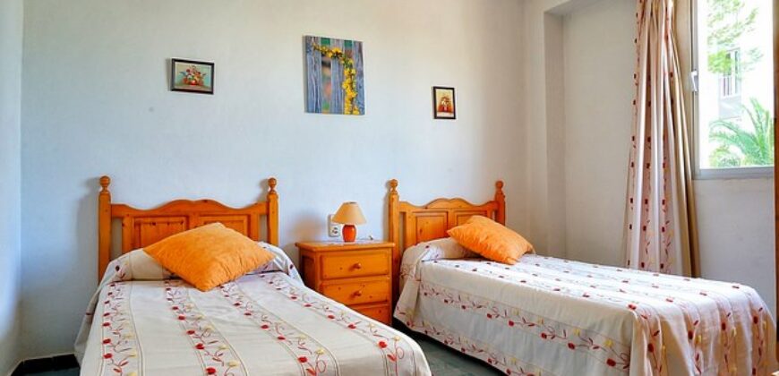 Piso en alquiler con terraza y vistas a 300 m de la playa en la Colonia de Sant Jordi