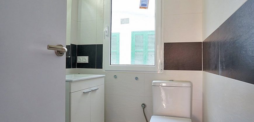 Spacious apartment for sale with a massive terrace in Colonia de Sant Jordi