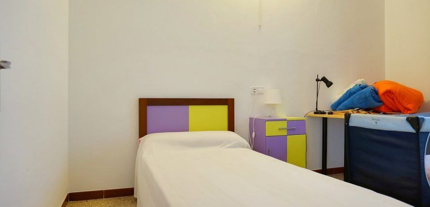 Waterfront apartment to rent in Portopetro