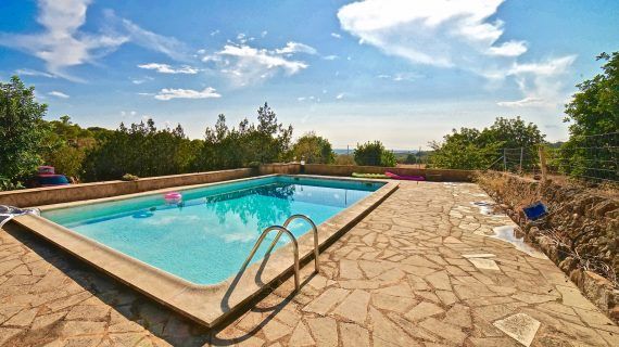 Landhaus mit Pool und Meerblick zur Miete in Santanyí
