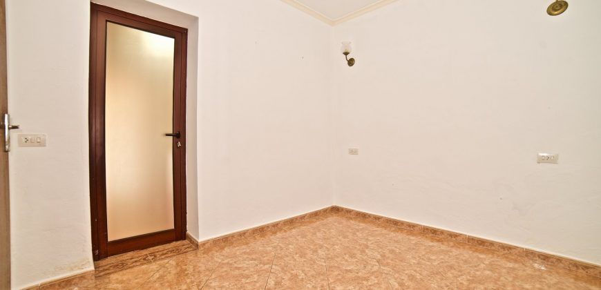 Casa de pueblo en alquiler completamente renovada en Es Llombards