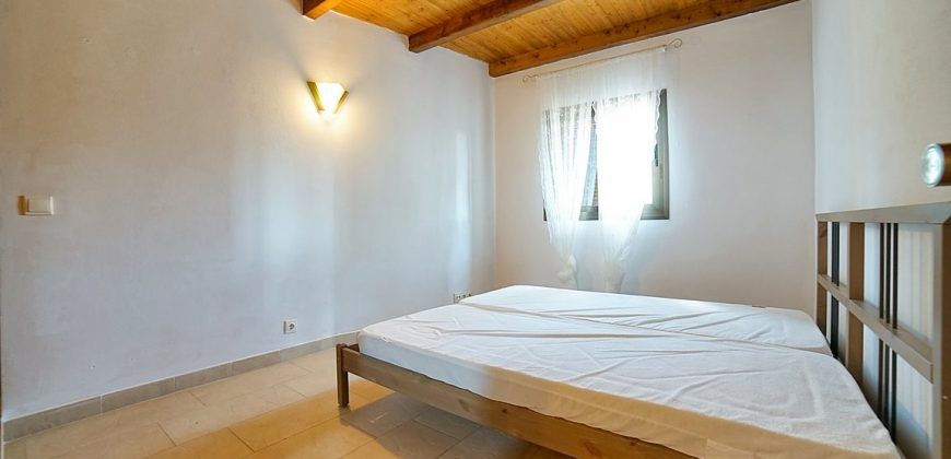 Lovely country house to rent with swimming pool in Ses Salines