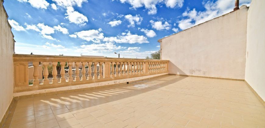 Casa de pueblo en alquiler completamente renovada en Es Llombards