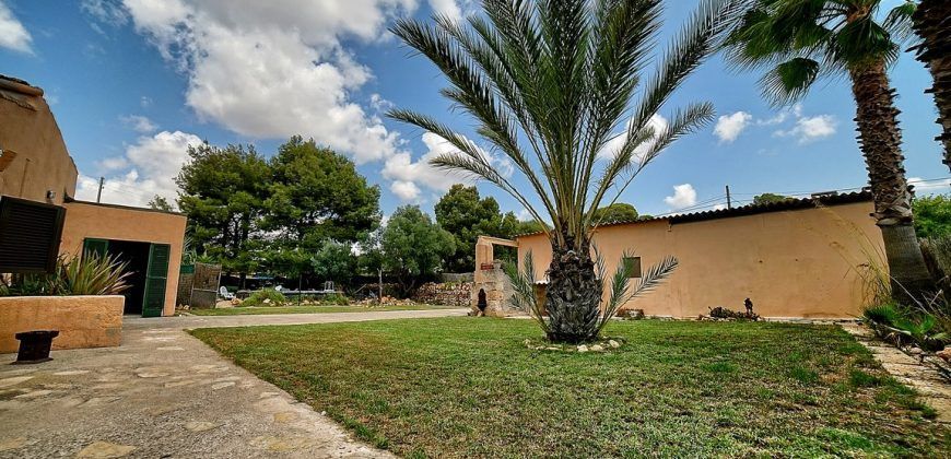 Lovely country house to rent with swimming pool in Ses Salines