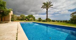 Casa de campo con vistas al mar en venta en s’Horta, Mallorca