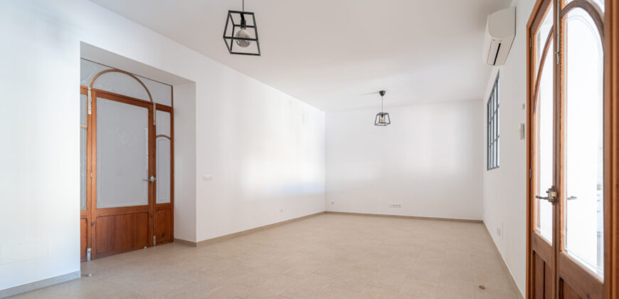 Townhouse to rent in Ses Salines with 4 bedrooms, 2 bathrooms and two large terraces
