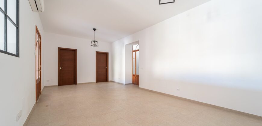 Townhouse to rent in Ses Salines with 4 bedrooms, 2 bathrooms and two large terraces
