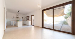 Townhouse to rent in Ses Salines with 4 bedrooms, 2 bathrooms and two large terraces