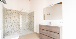 Townhouse to rent in Ses Salines with 4 bedrooms, 2 bathrooms and two large terraces