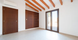 Townhouse to rent in Ses Salines with 4 bedrooms, 2 bathrooms and two large terraces
