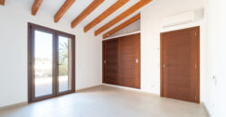 Townhouse to rent in Ses Salines with 4 bedrooms, 2 bathrooms and two large terraces