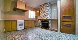Town house to rent with garden in Es Llombards