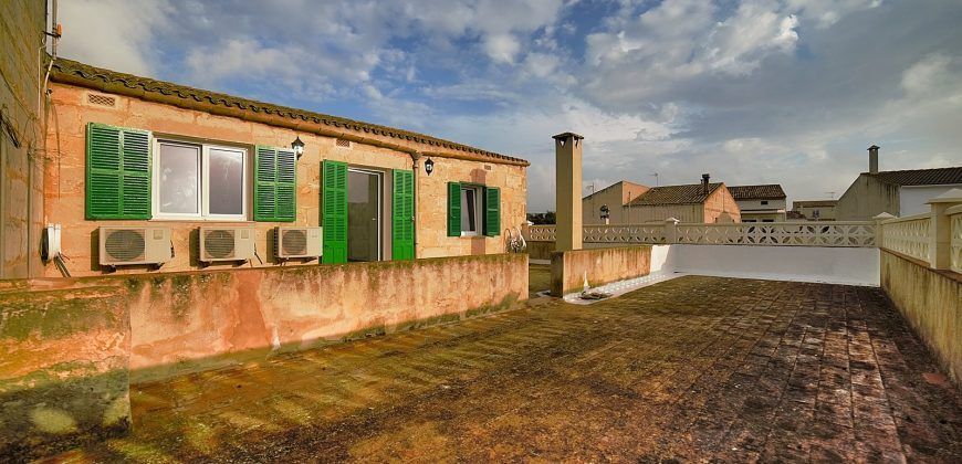 Stadthaus zu vermieten mit Terrasse in Ses Salines