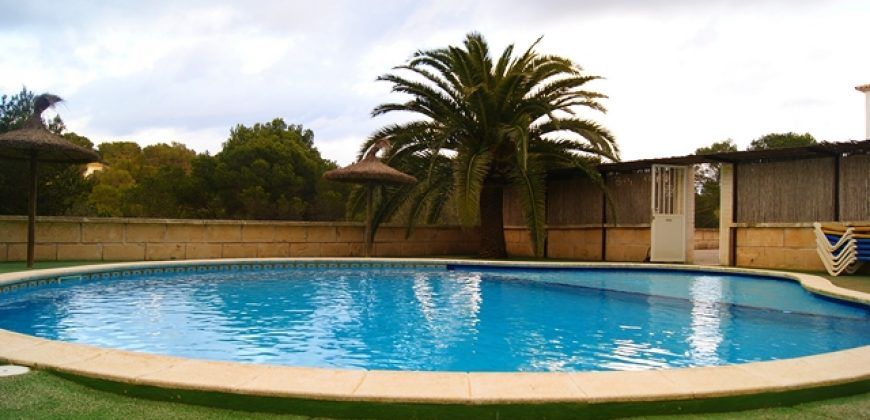 Apartment for sale with a big terrace in Cala Santanyi