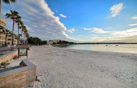 Piso completamente renovado junto al mar en Colonia de Sant Jordi