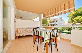Piso amueblado en alquiler con amplia terraza en Colonia de Sant Jordi