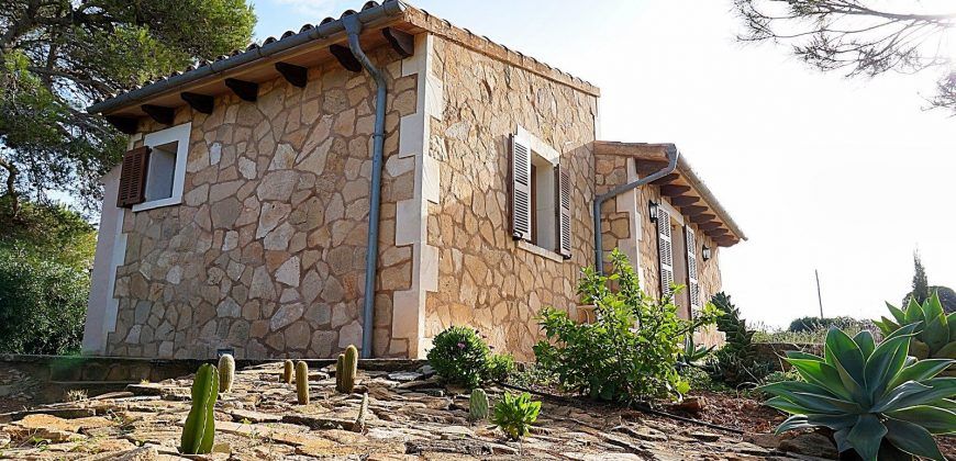 Country home to rent in Colonia de Sant Jordi