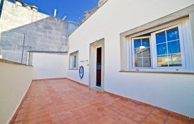 Piso en venta en Campos con gran terraza y 3 habitaciones