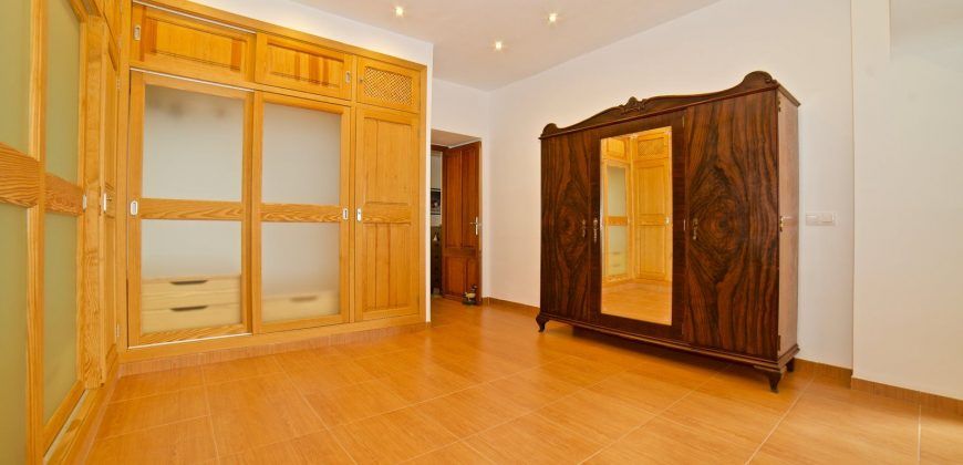 Piso amueblado con terraza en alquiler en Montuïri