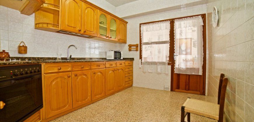 Piso amueblado con terraza en alquiler en Montuïri