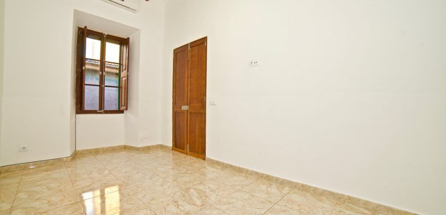 Casa de pueblo con jardín y garaje en alquiler en Santanyí