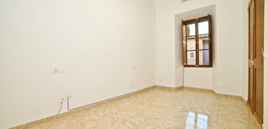Casa de pueblo con jardín y garaje en alquiler en Santanyí