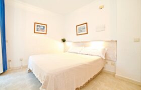 Ground-Floor Studio with Terrace for Rent in Colonia de Sant Jordi