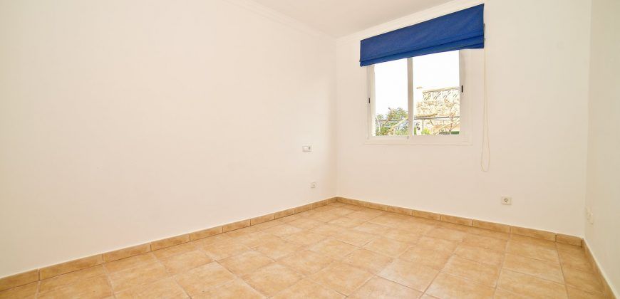 Chalet en Cala Llombards con una excelente ubicación