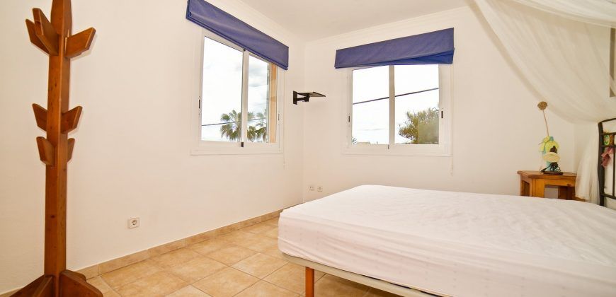 Chalet en Cala Llombards con una excelente ubicación