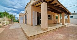 Chalet en Cala Llombards con una excelente ubicación