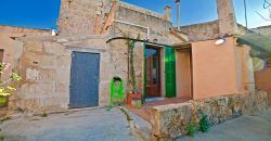 Casa de pueblo en venta con jardín en Ses Salines