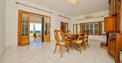 Alquiler de larga estancia en Sa Rápita: Planta baja en primera línea con gran terraza y garaje