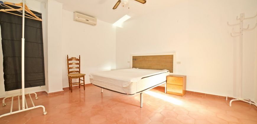 Casa con amplio jardín en Ses Salines