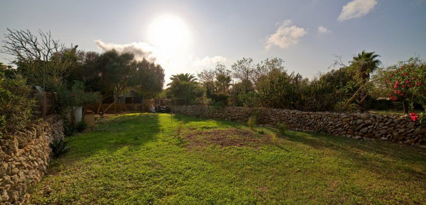 Casa con amplio jardín en Ses Salines