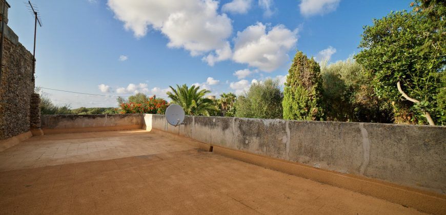 Casa con amplio jardín en Ses Salines