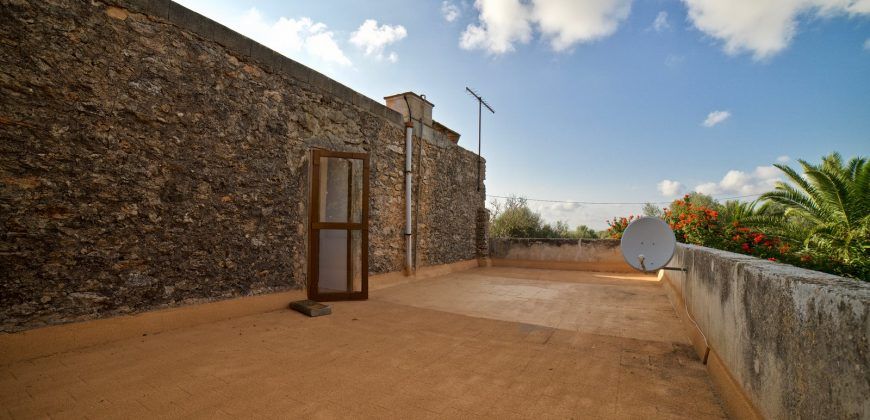 Casa con amplio jardín en Ses Salines