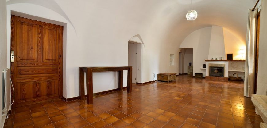 Encantador molino rehabilitado con jardín y piscina