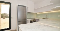 Impecable casa de pueblo reformada con jardín y piscina en Santanyí