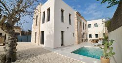 Impecable casa de pueblo reformada con jardín y piscina en Santanyí