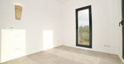 Impecable casa de pueblo reformada con jardín y piscina en Santanyí