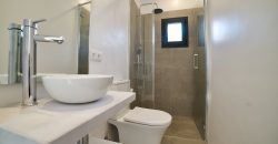Impecable casa de pueblo reformada con jardín y piscina en Santanyí