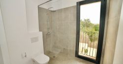 Impecable casa de pueblo reformada con jardín y piscina en Santanyí